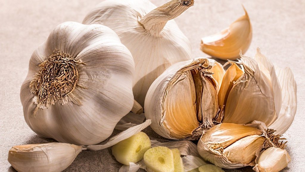 にんにくの効果・効能！効果的な食べ方や食べ過ぎの危険について 
